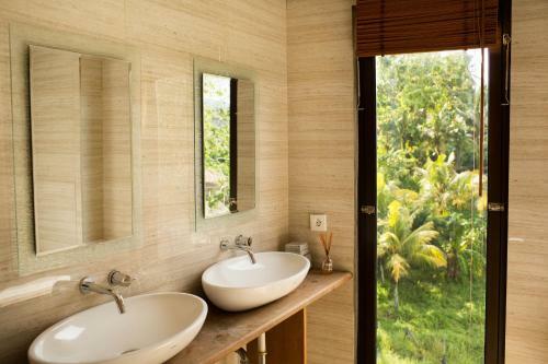 Balian Surf Villas