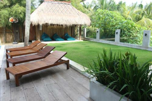 Balian Surf Villas