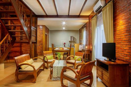Jambuluwuk Convention Hall & Resort Puncak