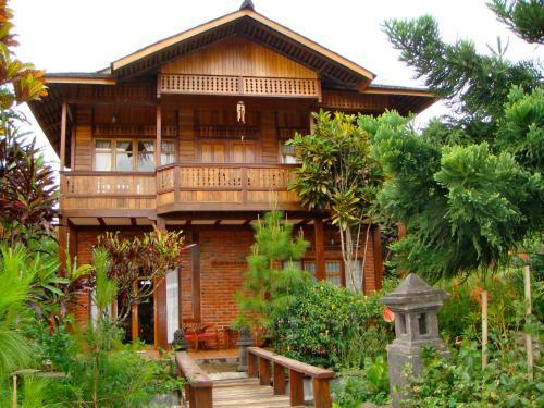 Jambuluwuk Convention Hall & Resort Puncak