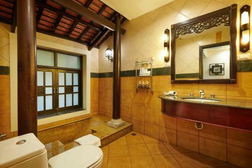 Hotel Tuan Chau Resort Ha Long