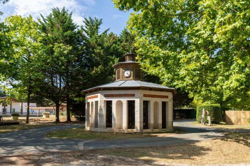 Camping Les Maraises