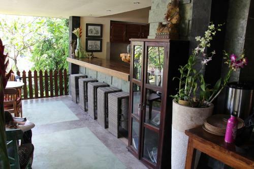 Hostal Bali Sunrise Villas & Restaurant