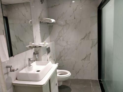 Hotel Tribecca Select Ahmedabad