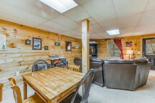 Papa Bear`s Den