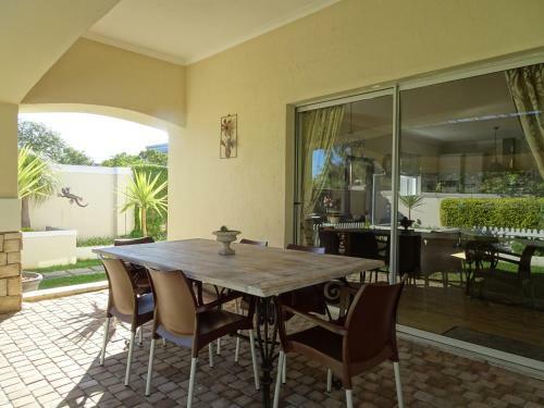 African Palm Cottage