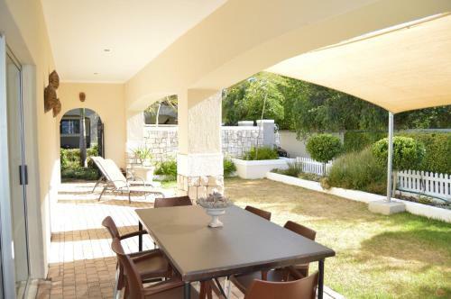 African Palm Cottage