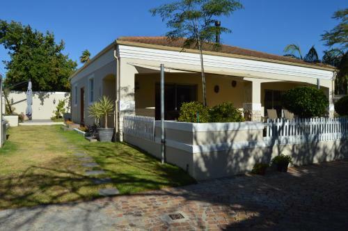 African Palm Cottage