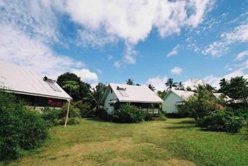 Gina's Garden Lodges