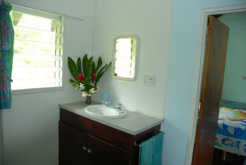 Gina's Garden Lodges