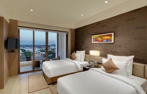 Hotel Wyndham Ahmedabad Shela