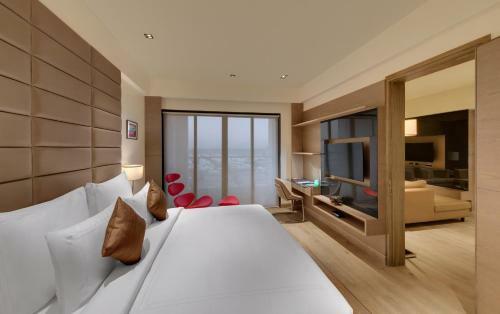 Hotel Wyndham Ahmedabad Shela