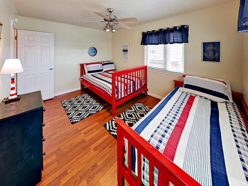 Apartamento 344 E Beach Blvd Condo Unit 21
