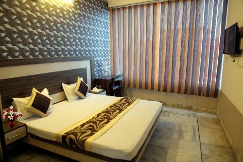 Hotel Time Square Guest House