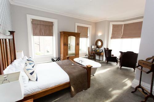 The Queens Hotel