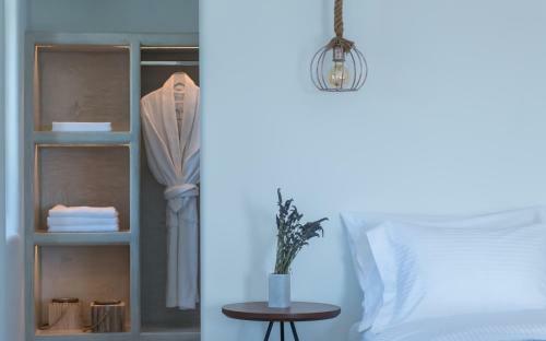 Azar Luxury Villas & Suites