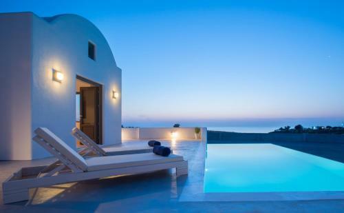 Azar Luxury Villas & Suites