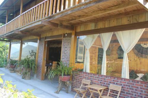 Hmong House - Sapa Homestay