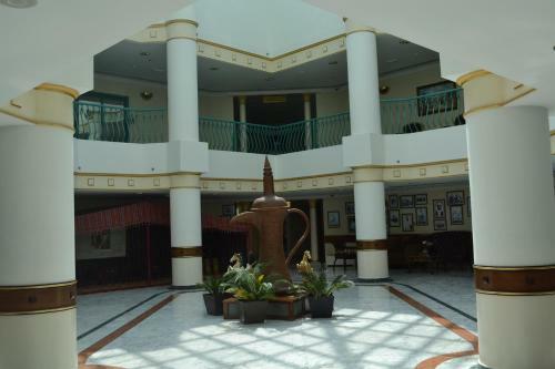 Hotel Tulip Inn Al Sharia