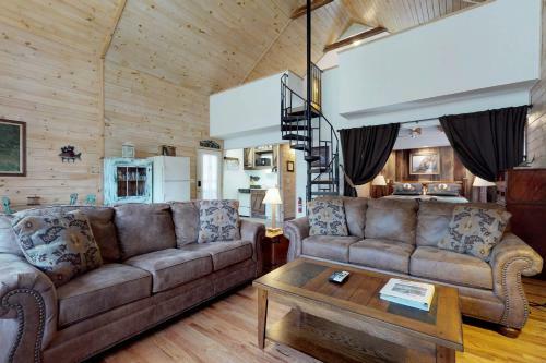 Toccoa Hideaway