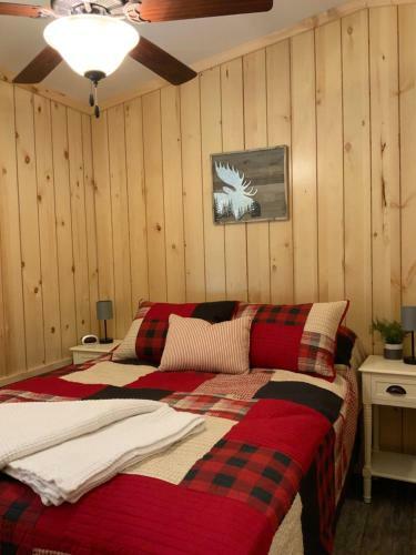 Rockerville Lodge & Cabins