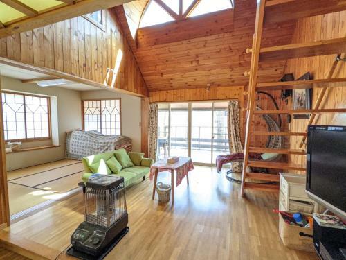 Villa Asuka's House ???