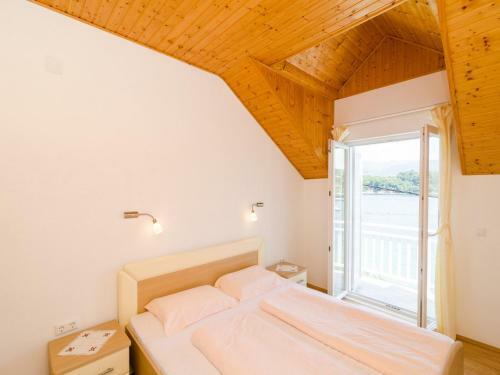 Hostal Holiday Home Macus