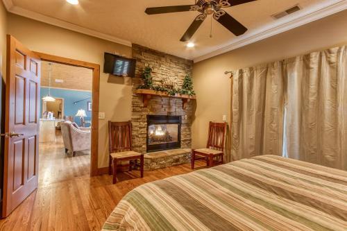 Dogwood Cabin 2606
