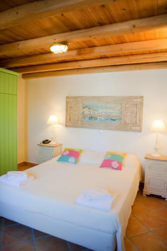 Naoussa Bay Villas