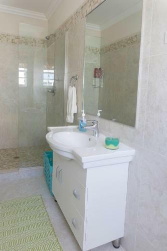 Hostal Sandgate