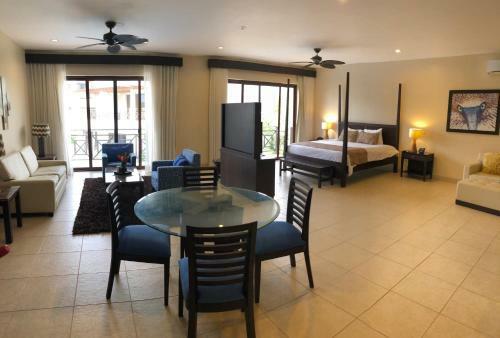 Palo Santo Gal�pagos Hotel