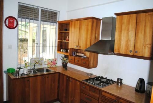 Hostal Kings Villa
