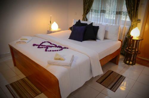 Hostal Kings Villa
