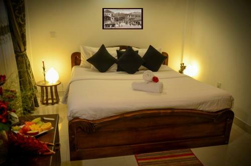 Hostal Kings Villa