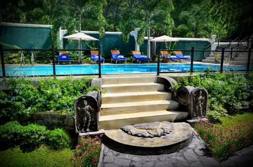 Hostal Kings Villa