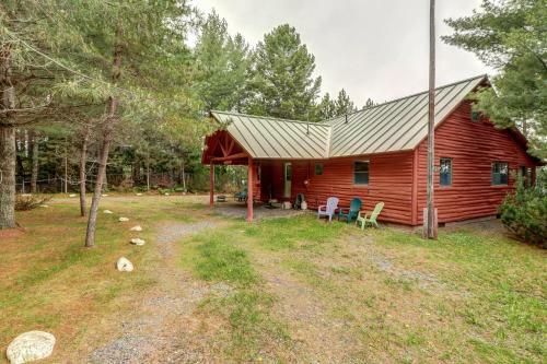 Breakwater Lodge