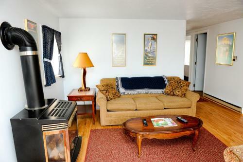 Hotel Clear Lake Resort