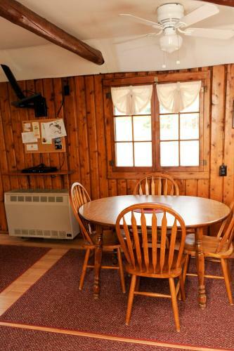 Hotel Clear Lake Resort