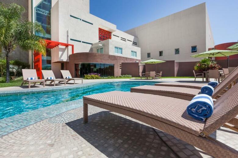 Hotel Wyndham Garden Colima
