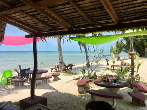 Hostal Papillon Bungalows