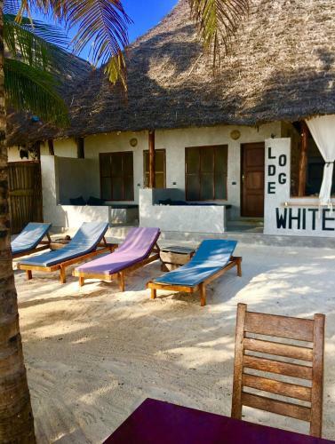 Bed & Breakfast White Dream