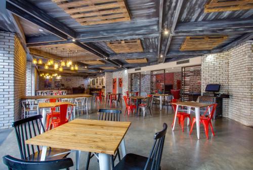 26� South Bush Boho Hotel