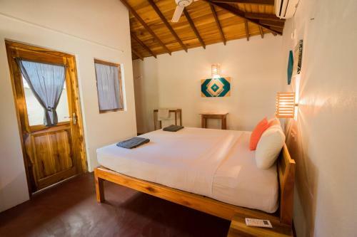 Hotel Babar Point
