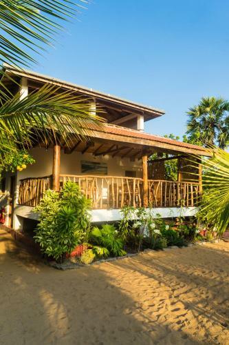 Hotel Babar Point