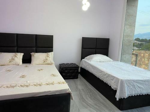 Lada Guest House B&B