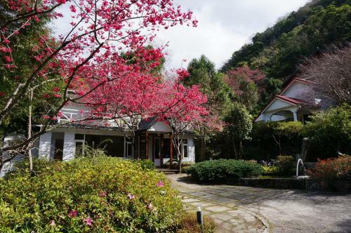 Lodge Fuyam Tourist Home