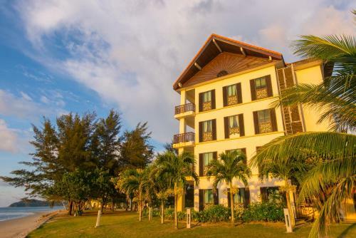 Sabah Beach Villas & Suites