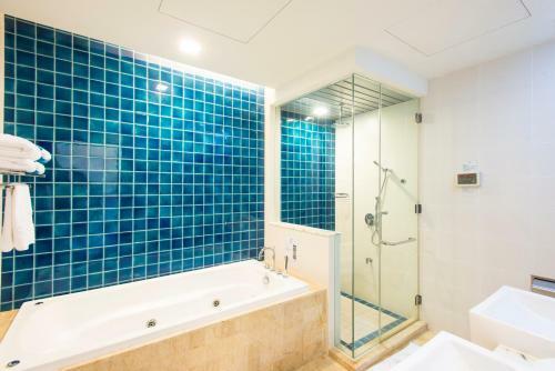 Sabah Beach Villas & Suites