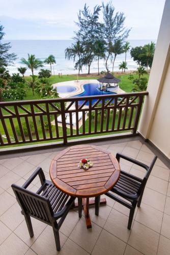 Sabah Beach Villas & Suites