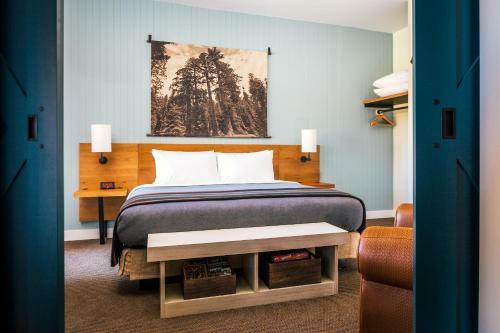 Rush Creek Lodge At Yosemite